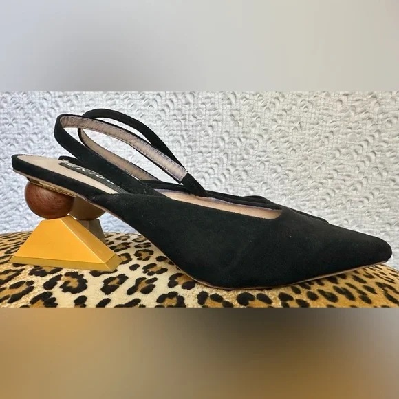 JACQUEMUS Ornamental-heel Suede Slingback Pumps In Black Size 39 / 8